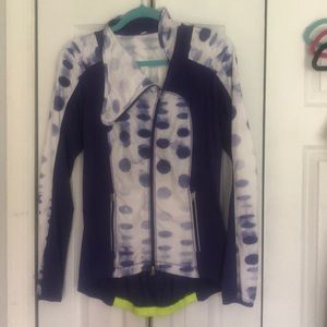Lululemon polka dot windbreaker jacket